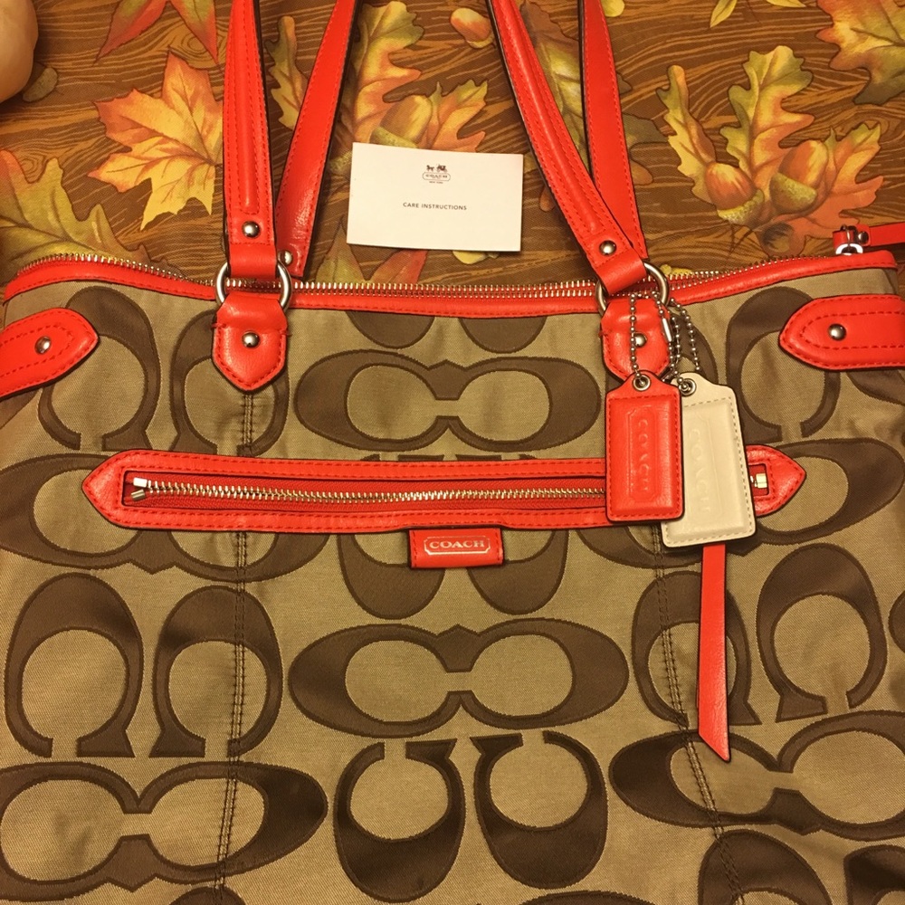 Coach handbag only used once